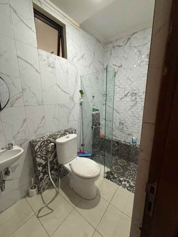dijual rumah punai iv bintaro sektor 2