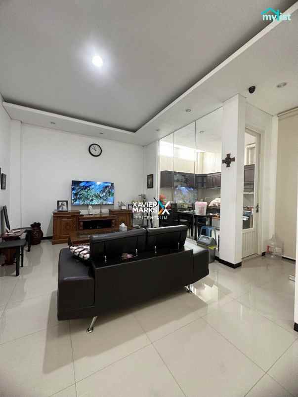 dijual rumah purimas