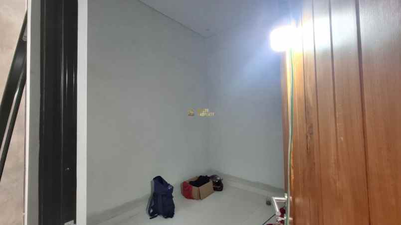 dijual rumah purwomartani