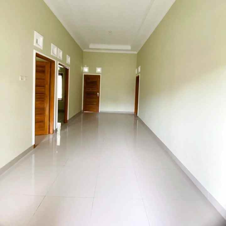 dijual rumah purwomartani kalasan