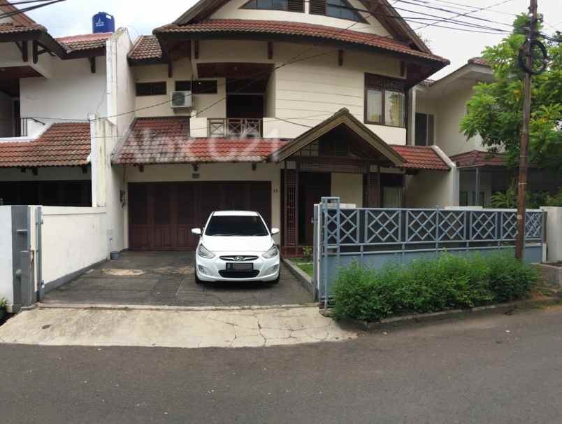 dijual rumah ragunan