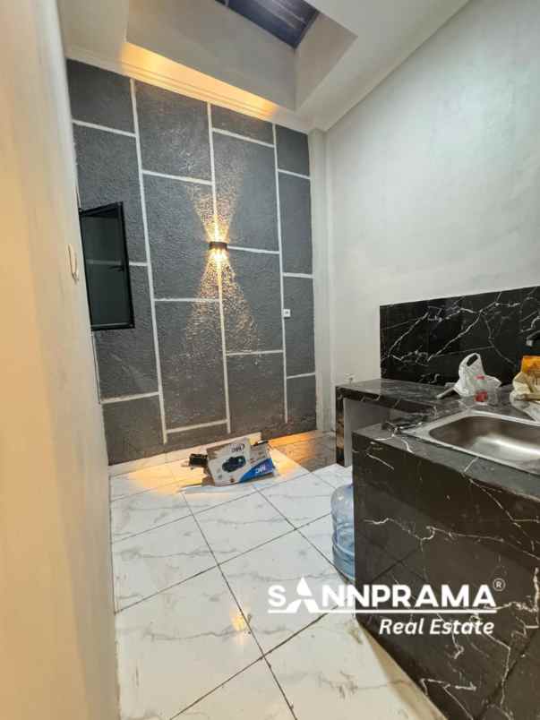 dijual rumah ratujaya cipayung depok