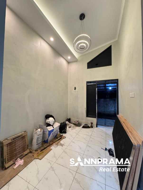 dijual rumah ratujaya cipayung depok