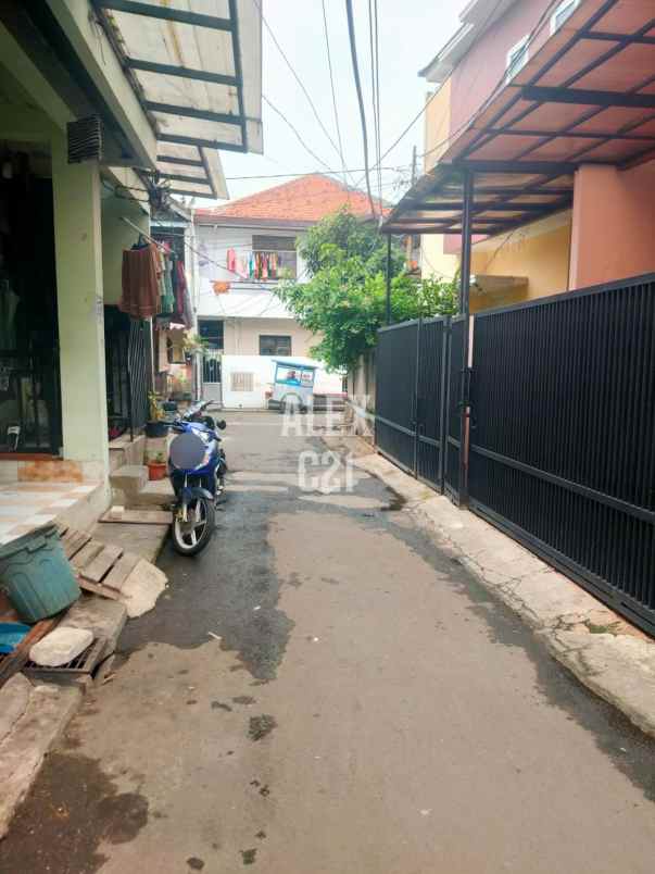 dijual rumah rawa buaya cengkareng