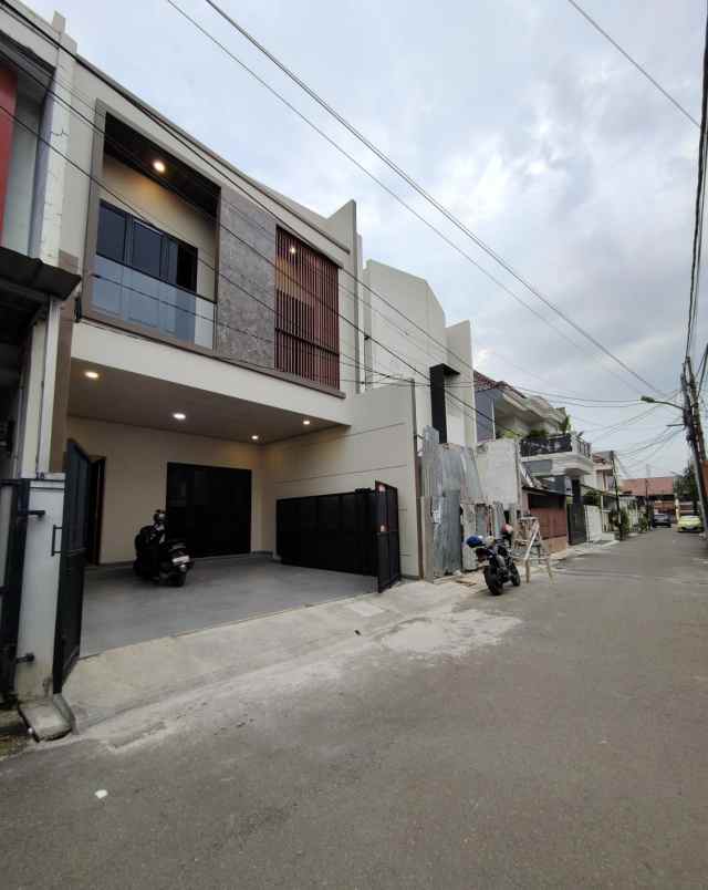 dijual rumah rawamangun jakarta timur