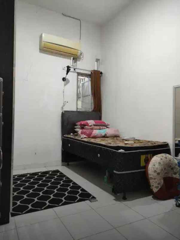 dijual rumah royal paka