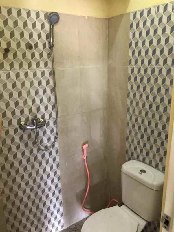 dijual rumah rumah jl simpang kh yusuf