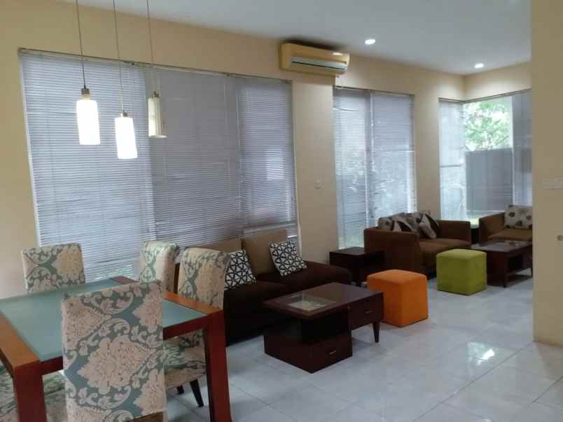 dijual rumah rumah mahogany residence