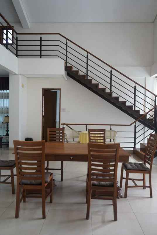 dijual rumah rumah murah komplek dago