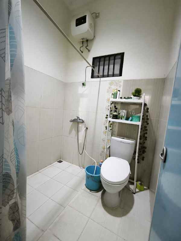 dijual rumah rungkut asri utara