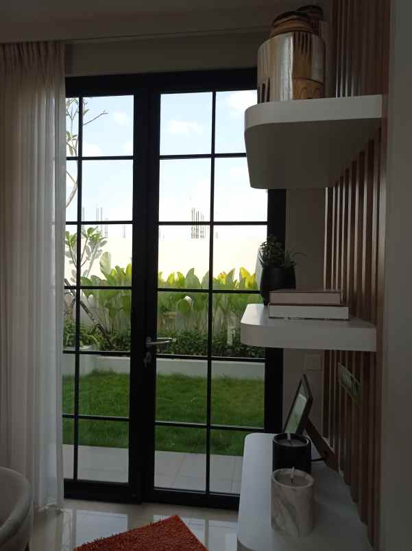 dijual rumah sambiroto