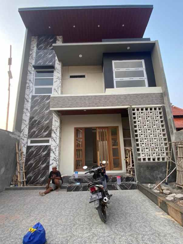 dijual rumah sampangan