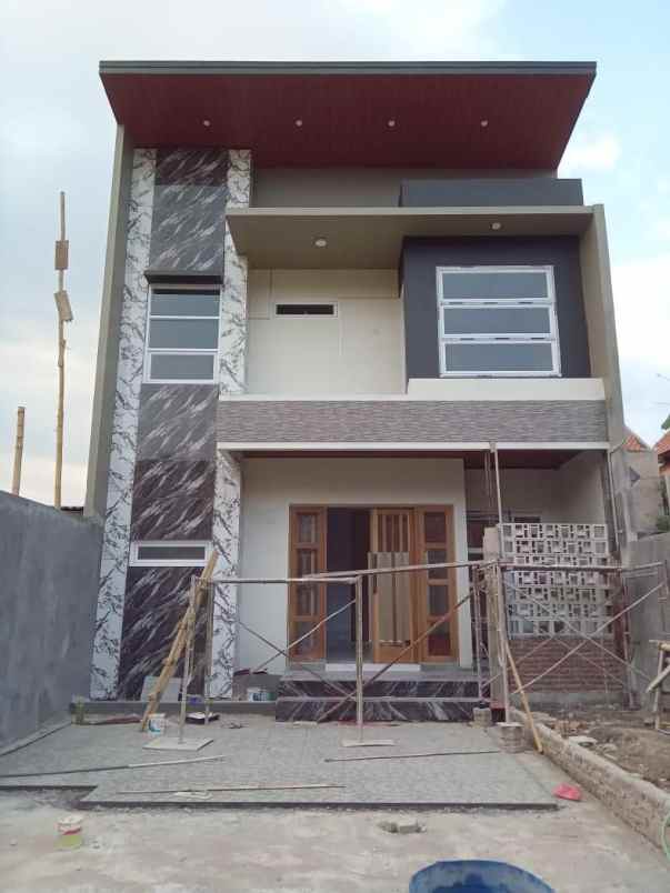 dijual rumah sampangan