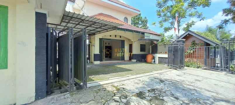 dijual rumah sariharjo