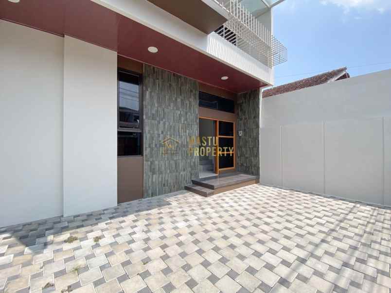 dijual rumah sariharjo kec ngaglik kab