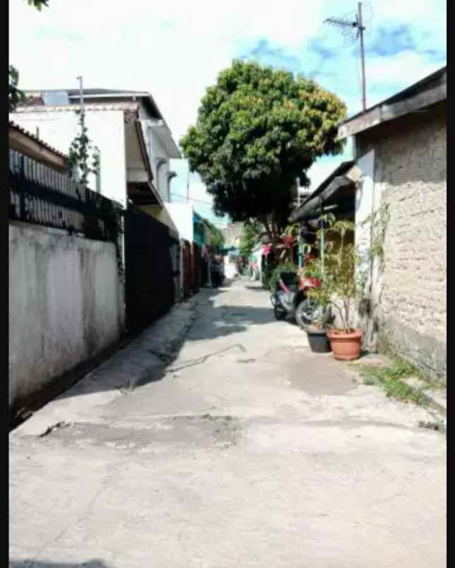 dijual rumah sarimadu