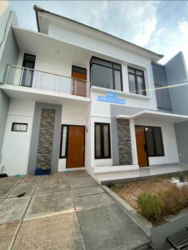 dijual rumah sariwangi