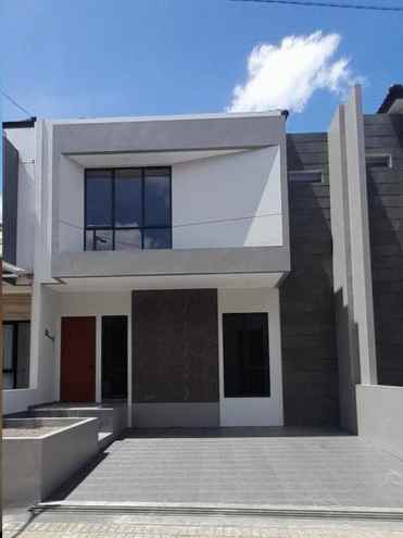 dijual rumah sayap setra duta