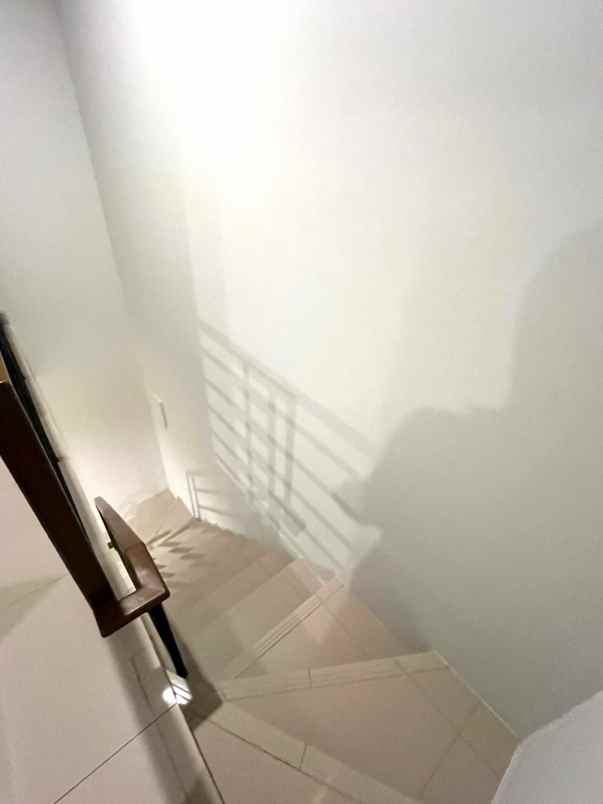 dijual rumah scg summarecon crown gading