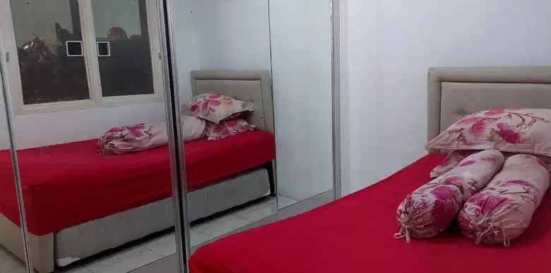 dijual rumah semi furnish strategis radio dalam