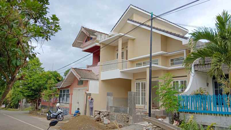 dijual rumah sengkaling