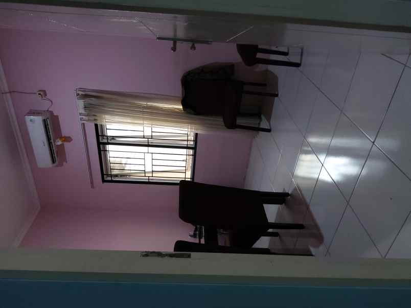 dijual rumah serua bojong sari depok