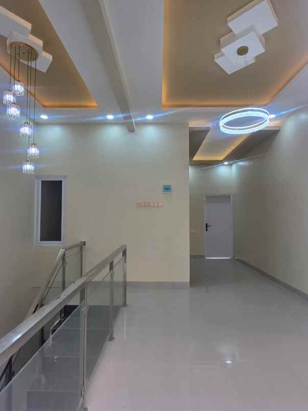 dijual rumah siap huni di harapan indah bekasi