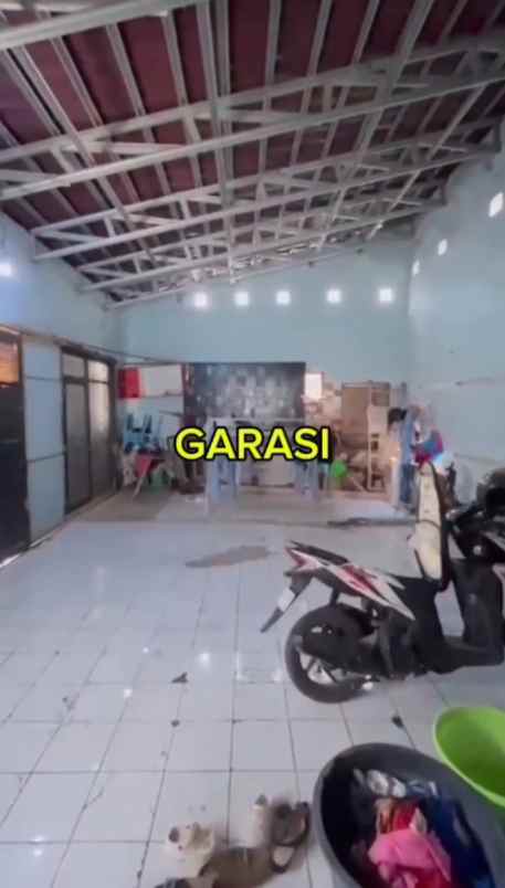 dijual rumah siap huni dua lantai lokasi strategis