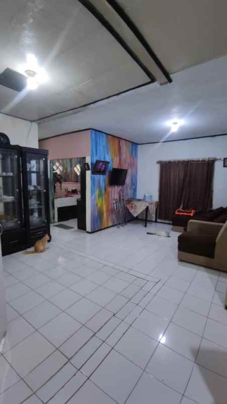 dijual rumah siap huni ke jl mobil 50 meter