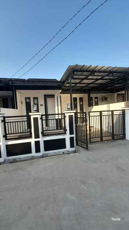 dijual rumah siap huni kondisi baru di caringin