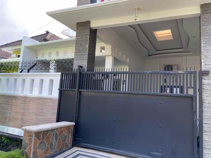 dijual rumah sulfat