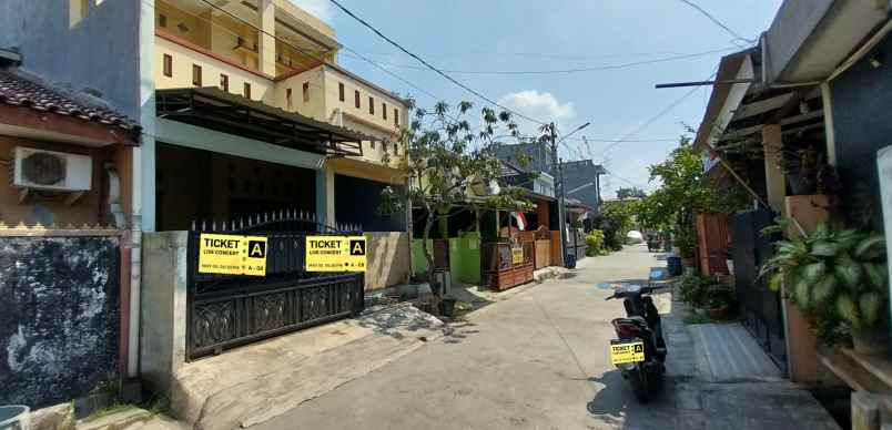 dijual rumah taman alamanda karang