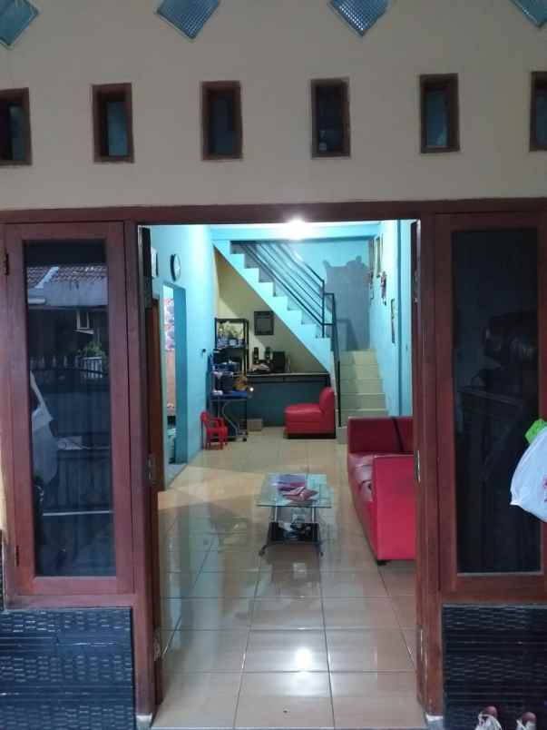 dijual rumah taman alamanda karang