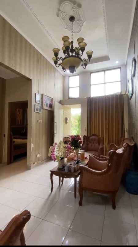 dijual rumah taman pelangi bsb