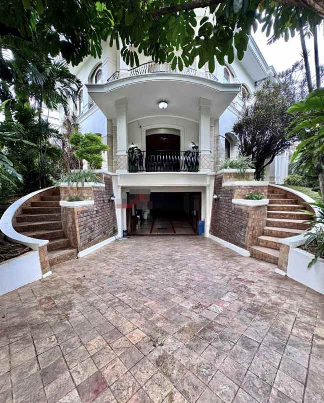 dijual rumah taman pondok indah pondok