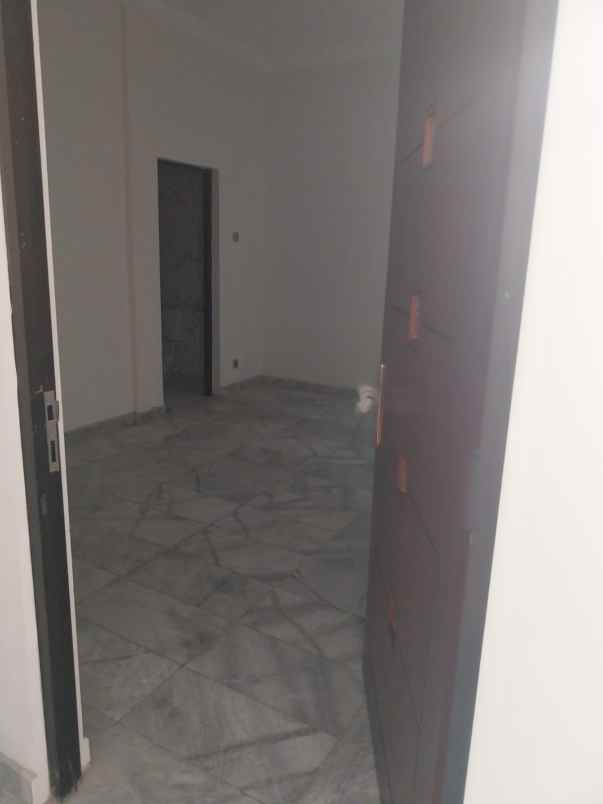 dijual rumah taman puspa raya citraland