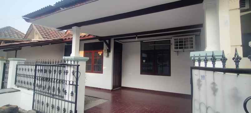 dijual rumah taman tridaya tambun