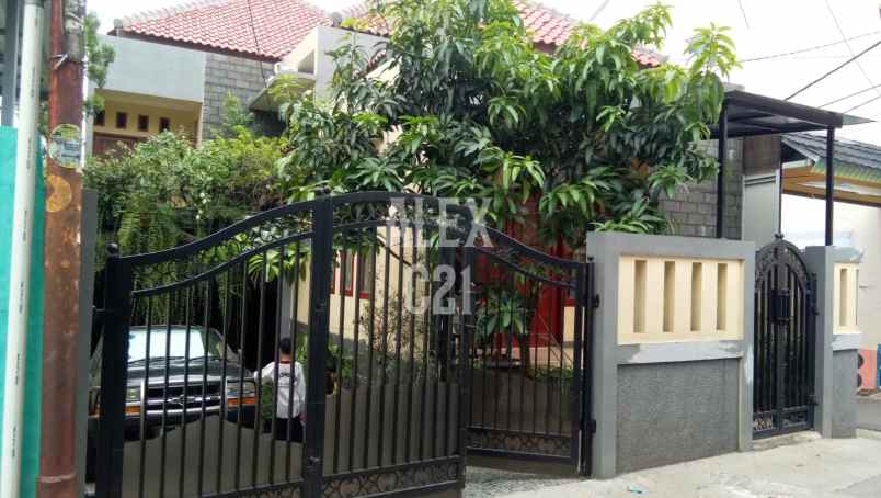 dijual rumah tanjung barat