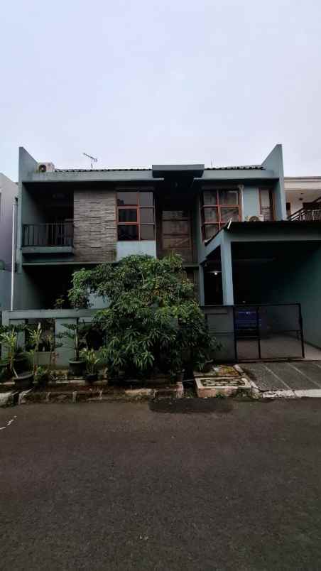 dijual rumah tanjung barat