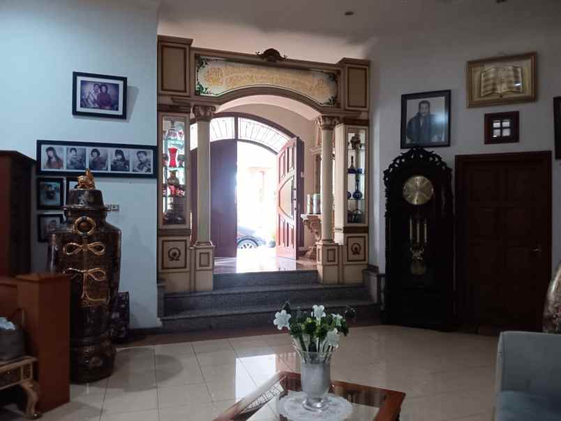 dijual rumah tanjungsari raya antapani