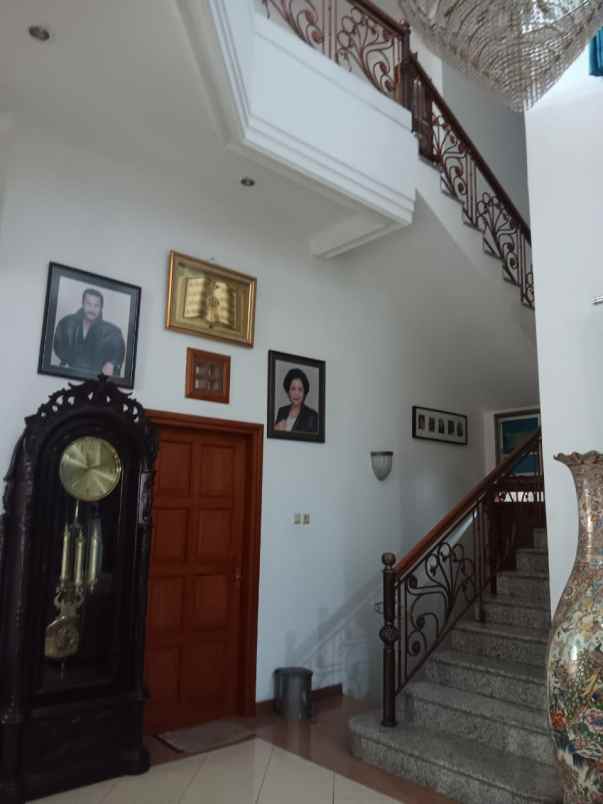 dijual rumah tanjungsari raya antapani