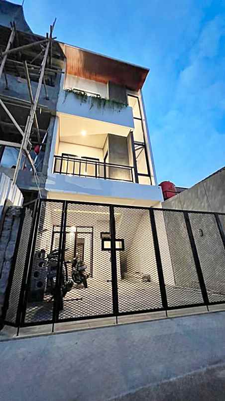 dijual rumah tebet timur dalam tebet