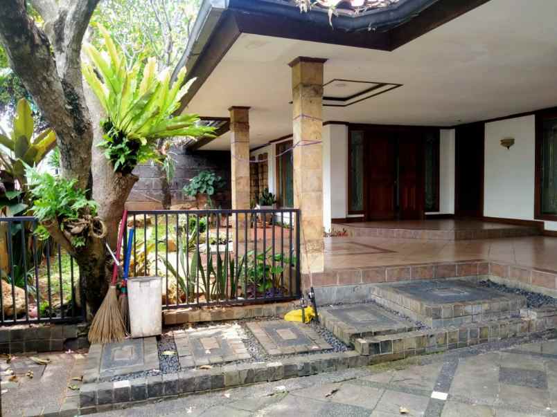 dijual rumah terusan hanglekir