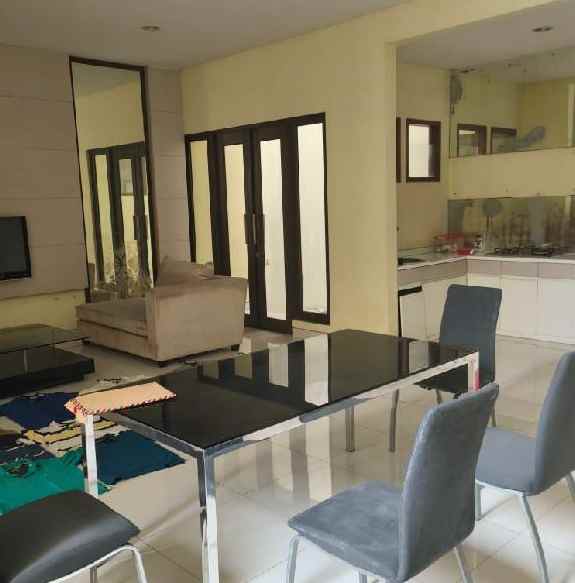 dijual rumah the mansion pakuwon indah