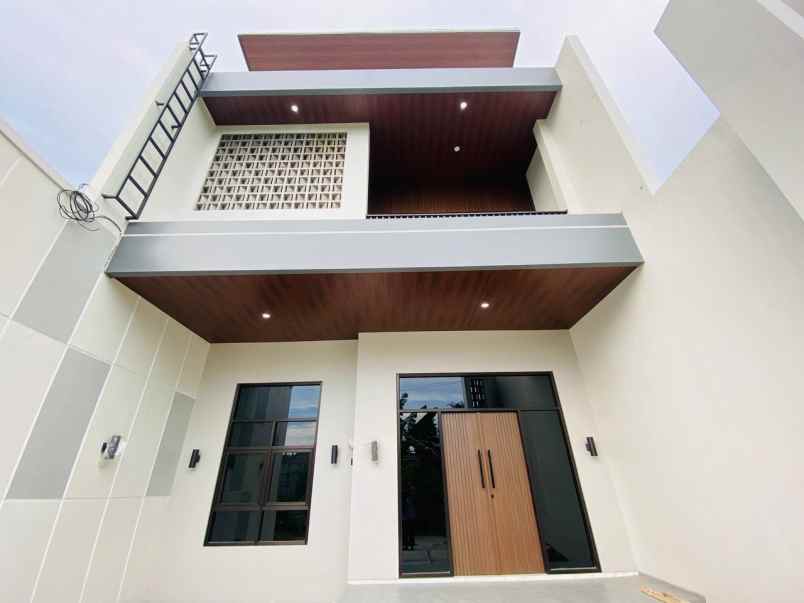 dijual rumah tirtomartani kalasan