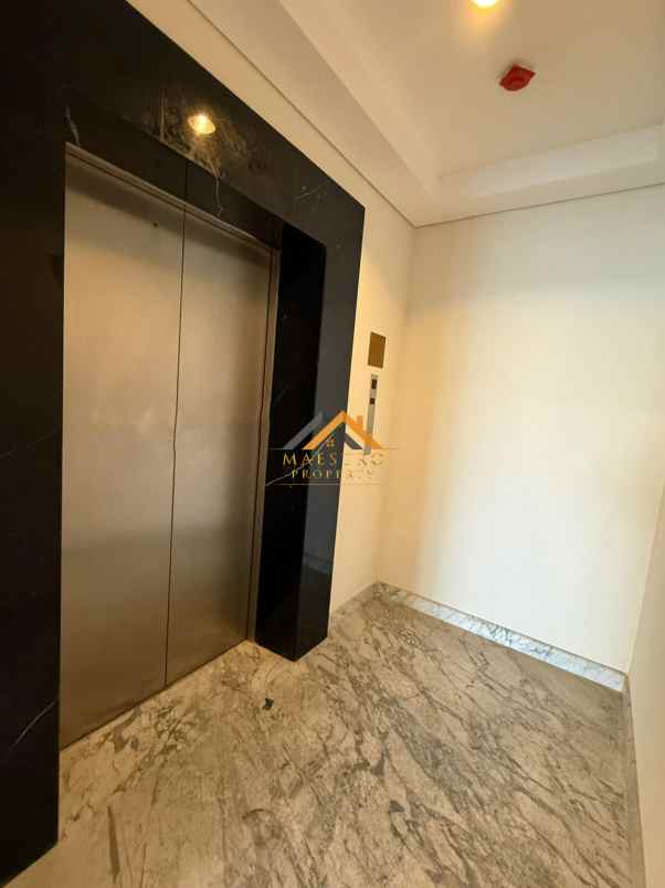 dijual rumah tribeca condominium