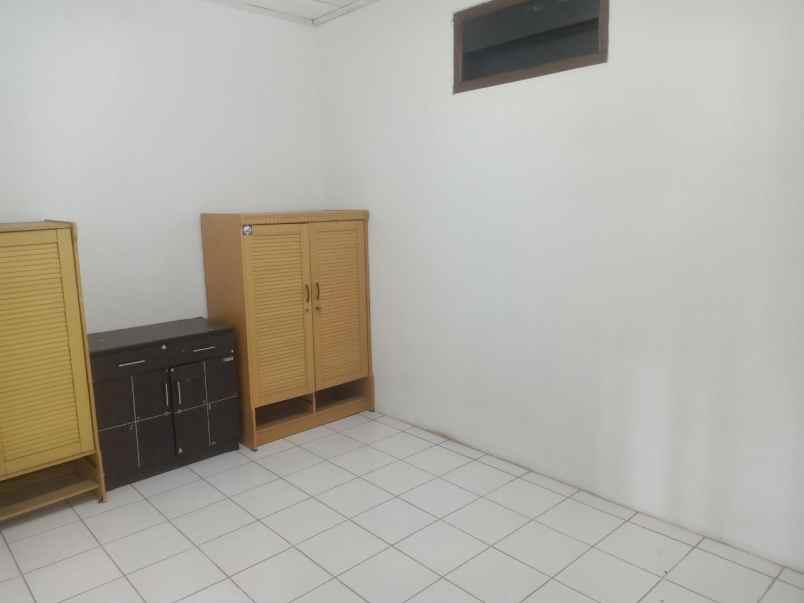 dijual rumah tubagus ismail dago kota