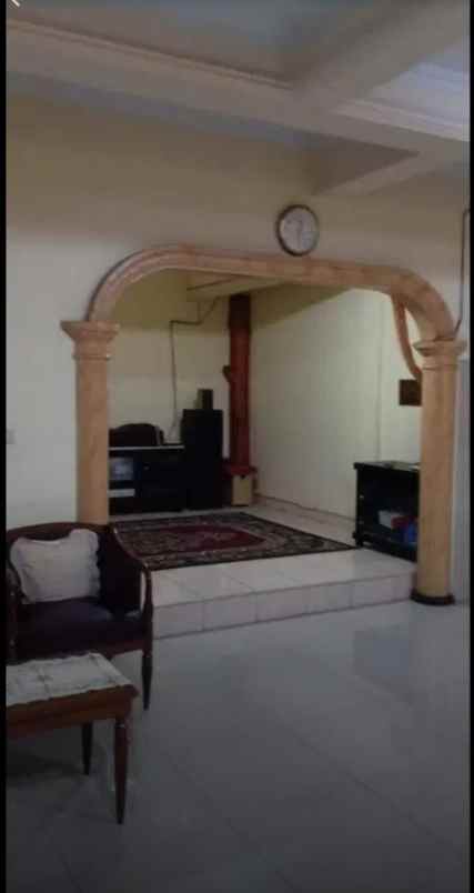 dijual rumah tugu utara