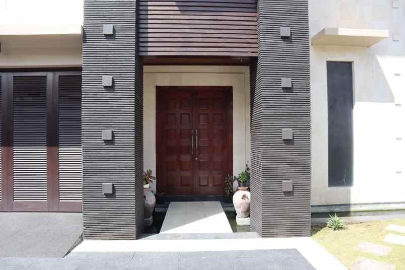 dijual rumah tukad barito5