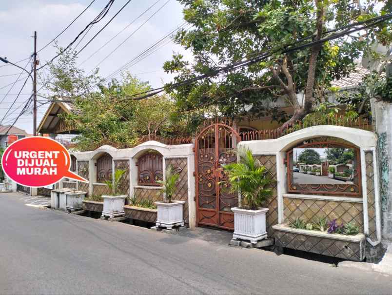 dijual rumah utan kayu